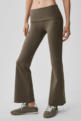ALO Softsculpt 7/8 Foldover Flare Legging - Olive Tree